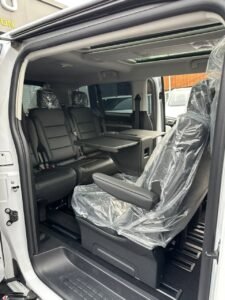 Peugeot Expert Traveller VIP photo 3