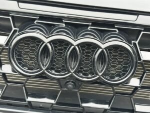 Audi Q3 RS Q3 photo 3