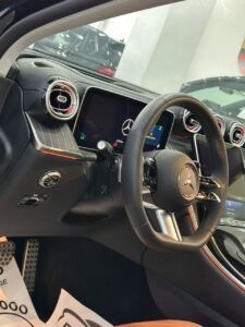 Mercedes-Benz GLC 300d photo 2